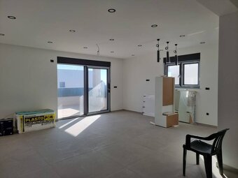 CHORVÁTSKO - Pekné apartmány na ostrove VIR - 2