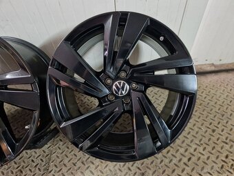 VW Nevada Touareg CR7 Rline 5x112 R20 - 2
