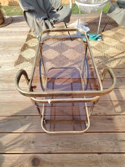 Príručný stolík - 2