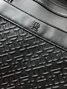Tommy Hilfiger taška - 2
