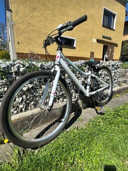 Bicykel Dema Iseo 24 biely 7-10rokov - 2