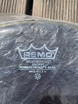 Blana bass REMO 20” - 2