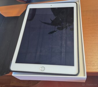 Ipad 7th gen - 2