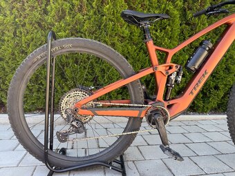 Elektrobicykel Trek Fuel EXe 9.7 Matte Pennyflake - 2