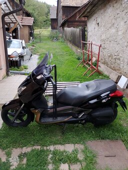 YAMAHA XMAX 125 - 2