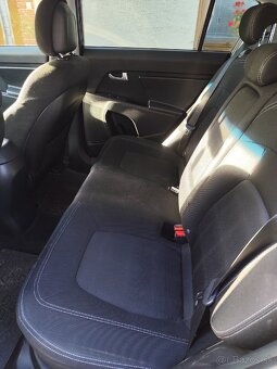 Kia Sportage 2,0 l 4x4 AWD - 2