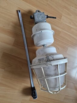 Priemyselne svetlo - 2