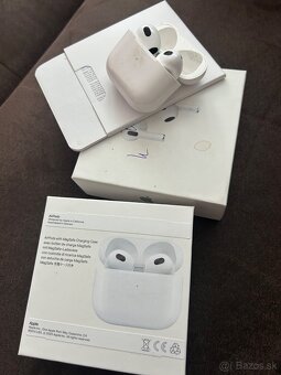 Apple AirPods 3 - 2