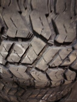 275/55 r20 - 2