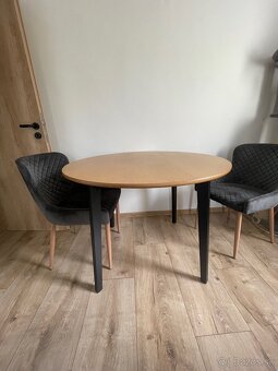 Jedálenský okrúhly stôl Jegind - 2