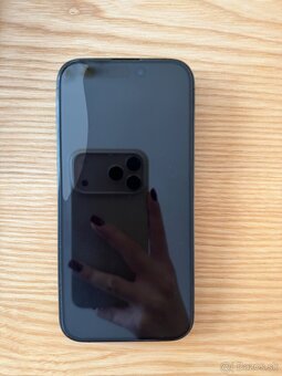 iPhone 15 Pro 256GB - 2
