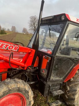 Predam traktor Zetor - 2
