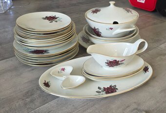Obedova porcelanova suprava - 2