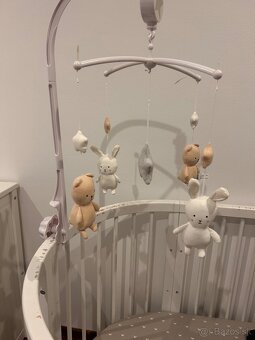 Kolotoč nad postieľku JaBaDaBaDo - 2