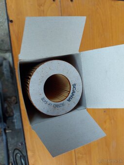 Predám  filter olejový Scania - 2