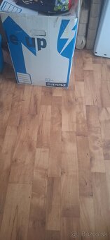 Stare drevene okna , atd - 2