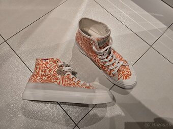 Predám Levis tenisky ešte v krabici - 2