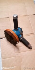 Pneumaticky utahovak, Bruska - 2