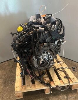 KOMPLETNÝ MOTOR M9R692 2.0 - 2