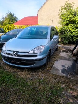 Peugeot 807 - 2