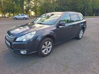 SUBARU OUTBACK 2.5 benzín 2010 - 2