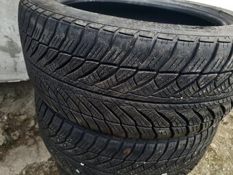 Zimné pneu Run Flat 245/45 R18 - 2