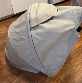Strieška na kočík Britax - 2