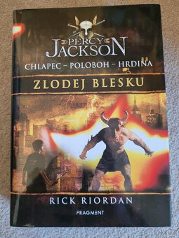 Percy Jackson a Zlodej Bleskov, Rick Riordan - 2