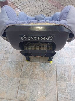Autosedačky Sedačka pre dieťa od 0mesiacov. ISOFIX - 2