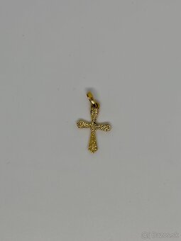 🟡 22. Zlatý prívesok – 14k/585 – 1.1g – 85 € - 2
