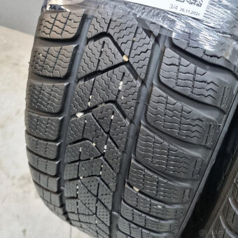 Zimné pneumatiky 215/50 R18 PIRELLI DOT1819 - 2