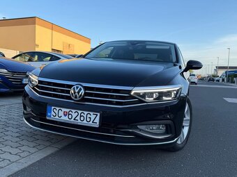 Volkswagen Passat 2.0 TDI EVO Elegance DSG - 2
