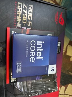 Intel Core i9-14900K - 2