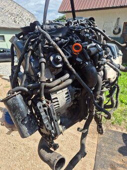 Predám kompletný motor 2.0TDi 103kw/81lw CBA - 2
