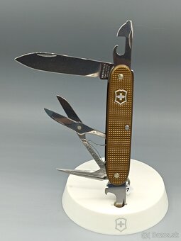 Victorinox Pioneer X Alox Terra Limited Edition 2024 - 2