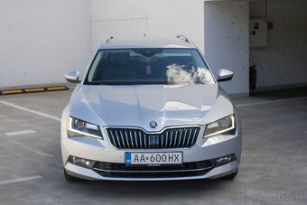 Škoda Superb Combi 3 2.0 TDI Style DSG - 2