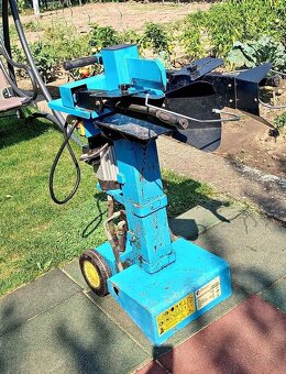 predam hydraolicku stiepacku dreva PLS 8-400 - 2