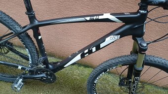 Karbonovy horsky 27,5" HT, Mavic, Shimano - 2