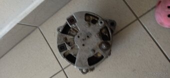 Predám alternátor na škodu Feliciu - 2