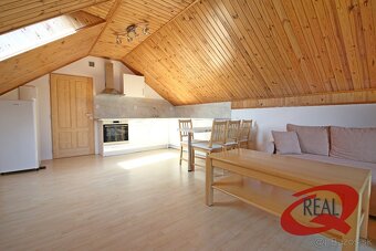 BEZ PROVÍZIE//EŠTE NEOBÝVANÝ 3-IZBOVÝ BYT V RODINNOM DOME - 2