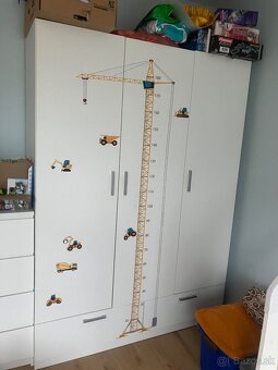 Šatnikova skriňa - 2