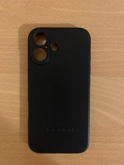 AlzaGuard Matte TPU Case (čierny) – iPhone 16 - 2