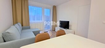 BÝVAJ PRVÝ V 2,5i byte, OVOC.SADY, BALKÓN,PARKING, Ivanska c - 2