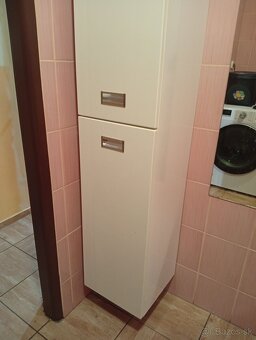 Kúpeľňová skrinka - 2