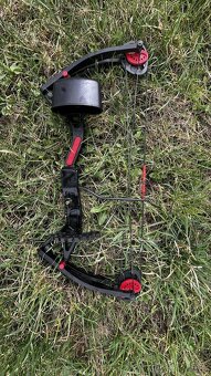Kladkový luk 29lbs - 2