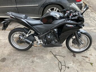 Honda cbr 250r - 2