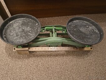 Starozitna kuchynska vaha Aero - 2