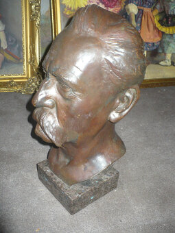 bronzová busta Karl Benz - 2