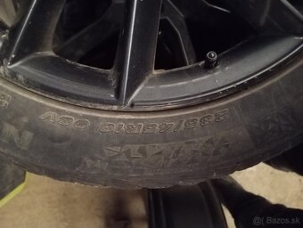 235/45R18 RS - 2