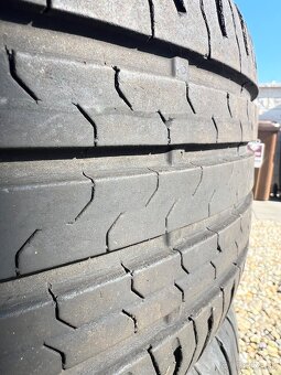 Letne Pneumatiky Continental 215/55 R17 - 2
